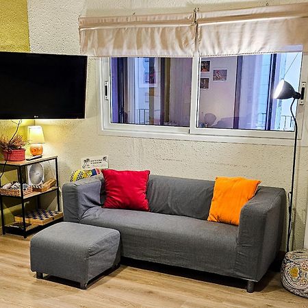 Itaca Hostel Барселона Экстерьер фото