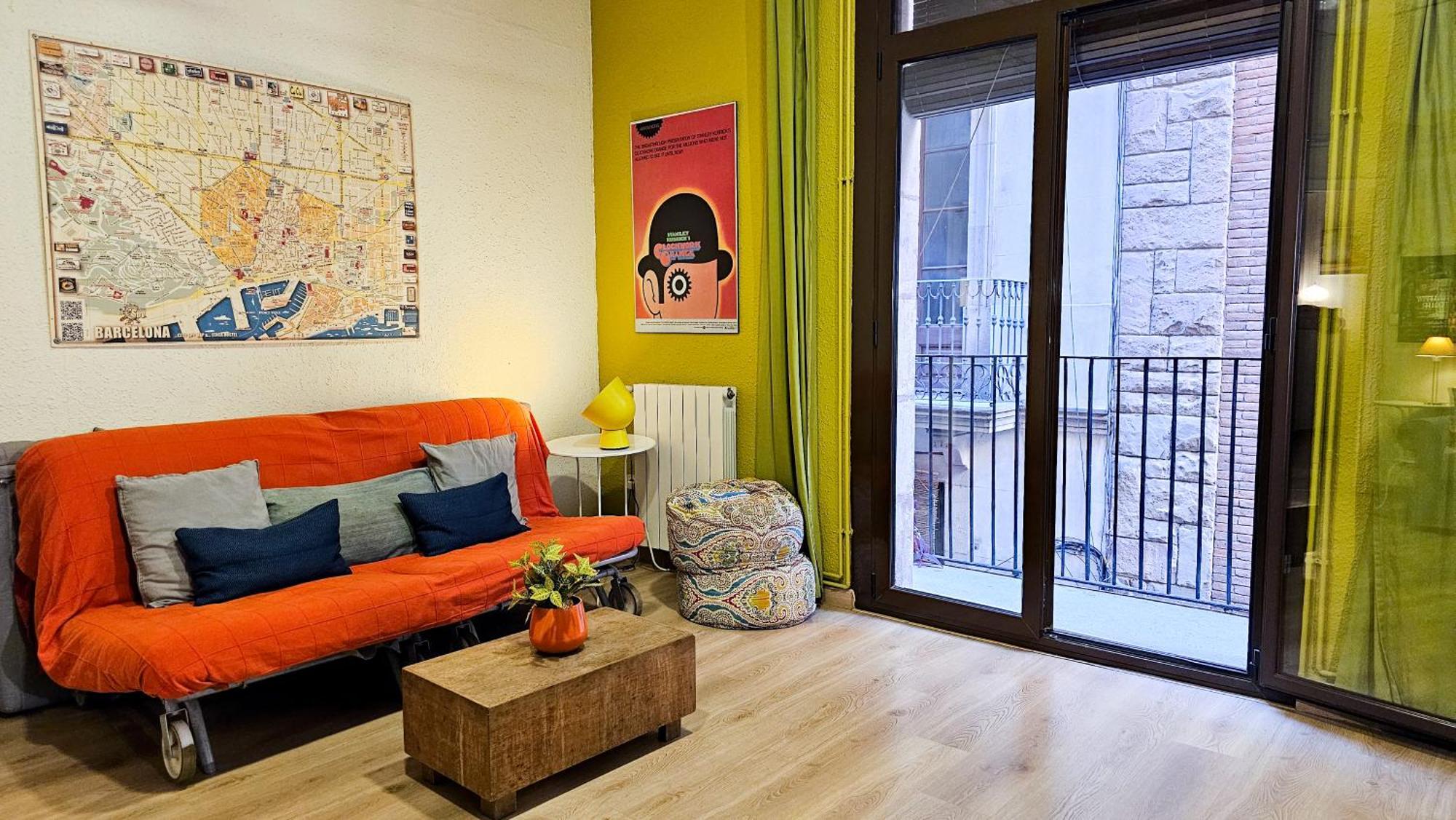 Itaca Hostel Барселона Экстерьер фото